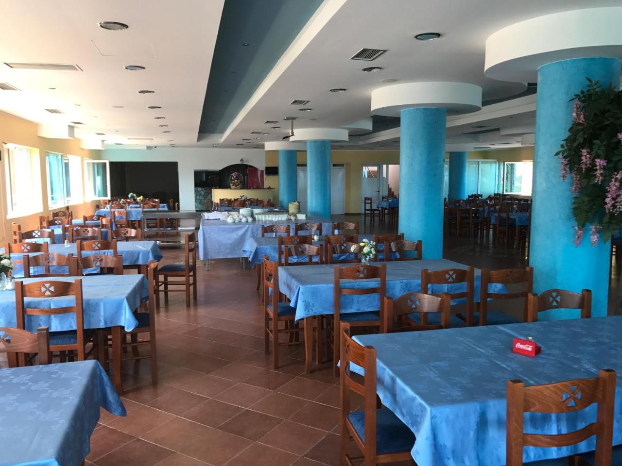 Hotel La Rosa Negra Улцинь Екстер'єр фото