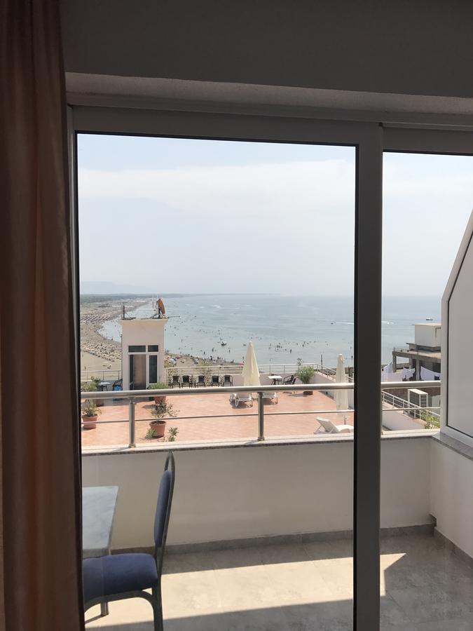 Hotel La Rosa Negra Улцинь Екстер'єр фото